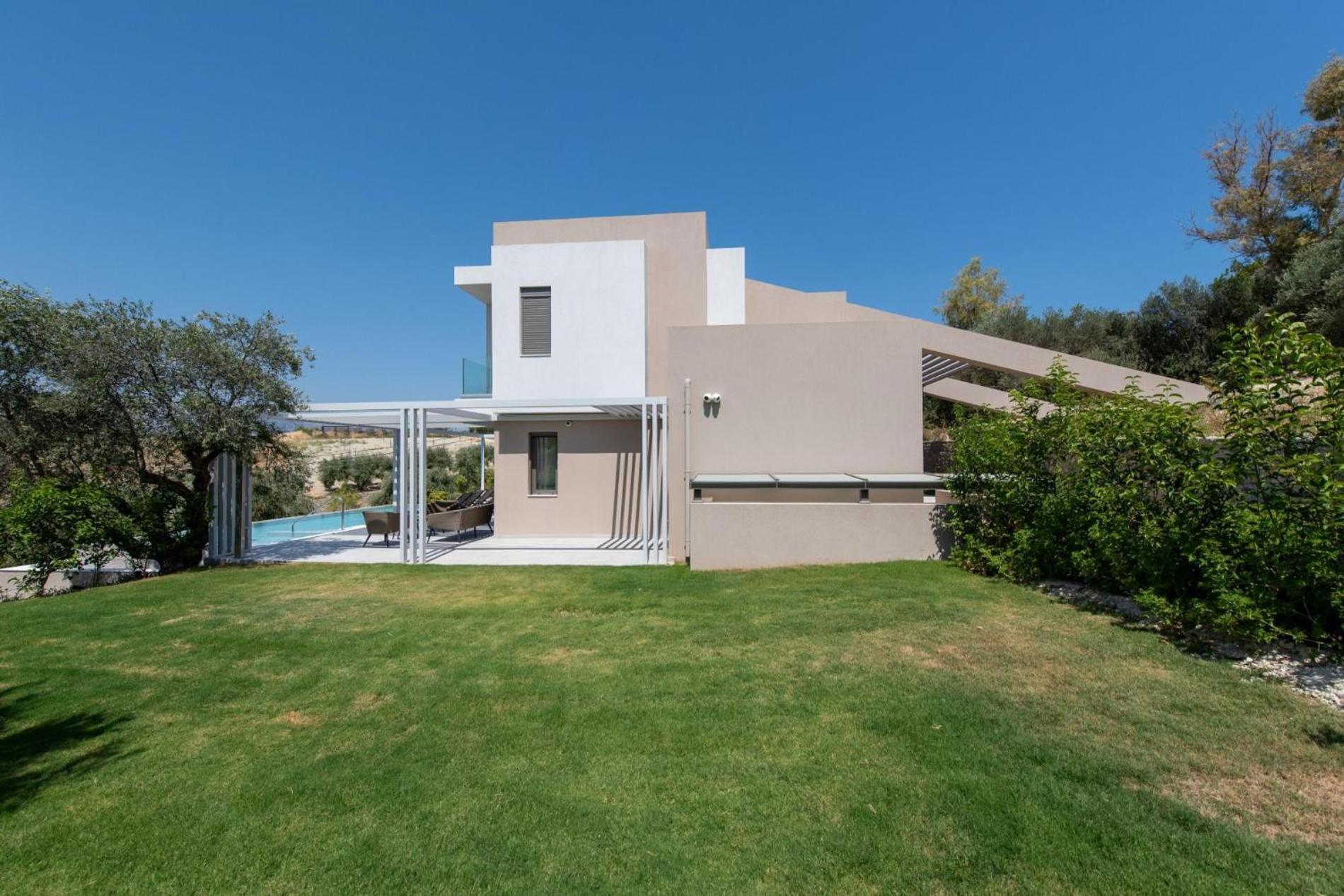 Anthemis Luxury 2 Heraklion (Crete)