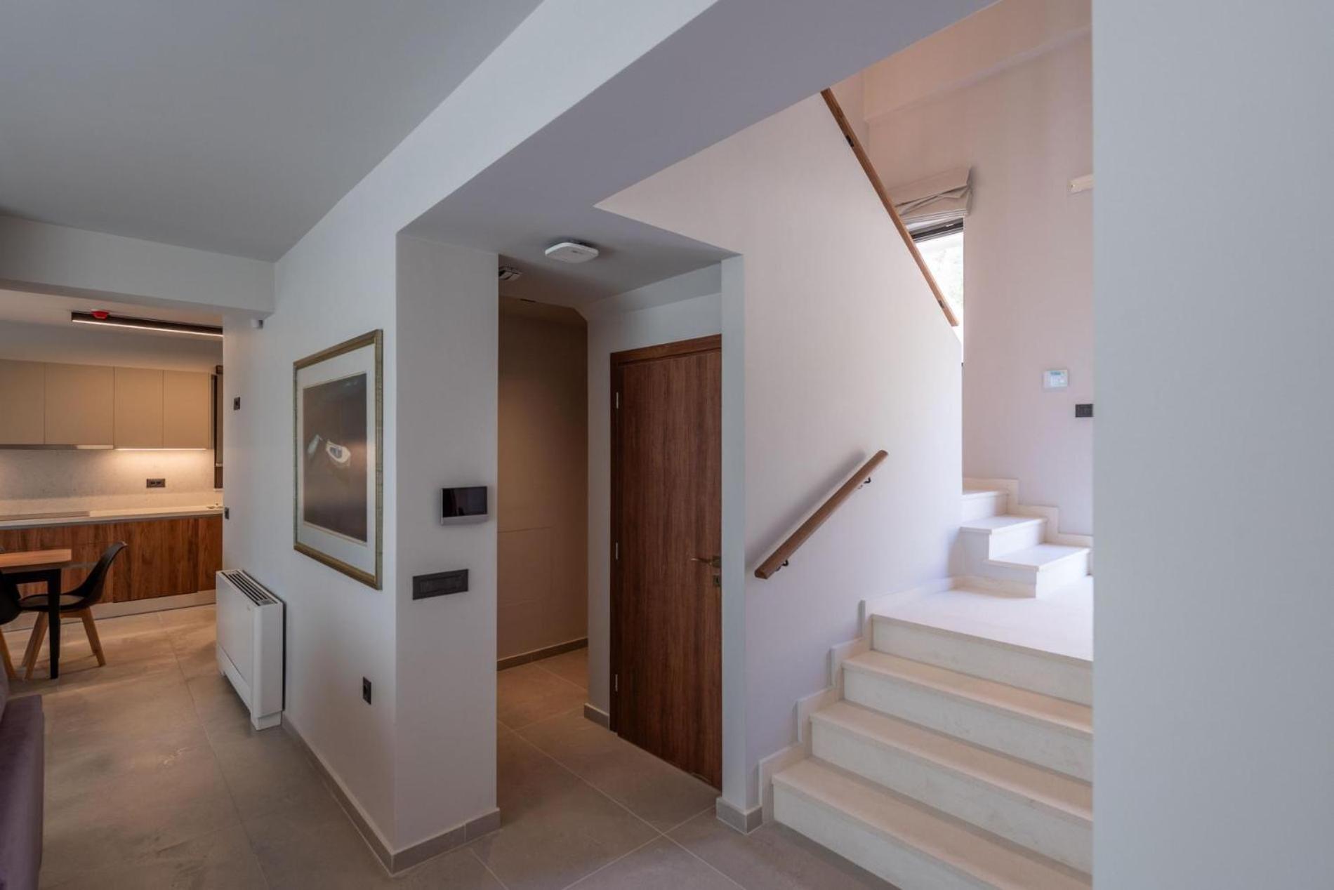 Anthemis Luxury 2